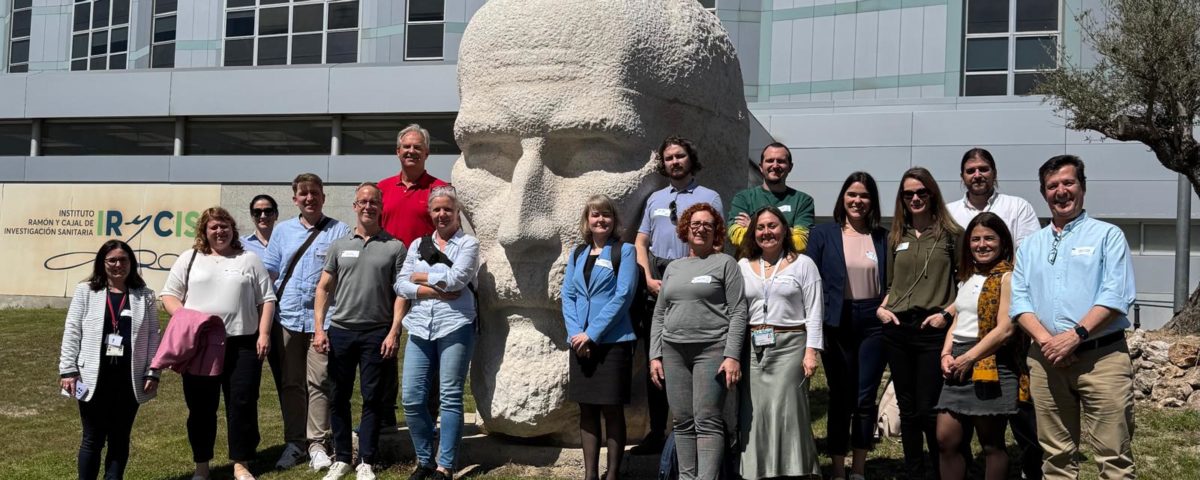 Group photo from the REACH kick off meeting.