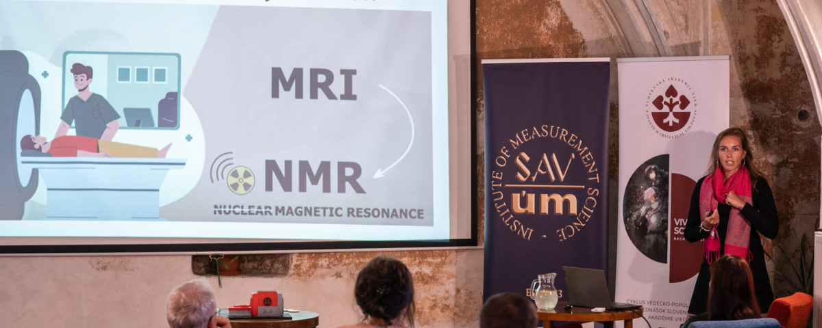 Radka Klepochová na prednáške Vivat Scientia! Nech žije veda!